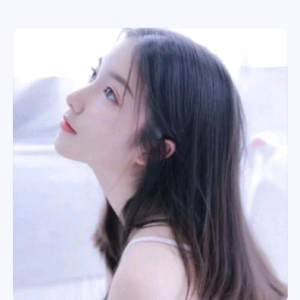 铁塔里的小姑娘