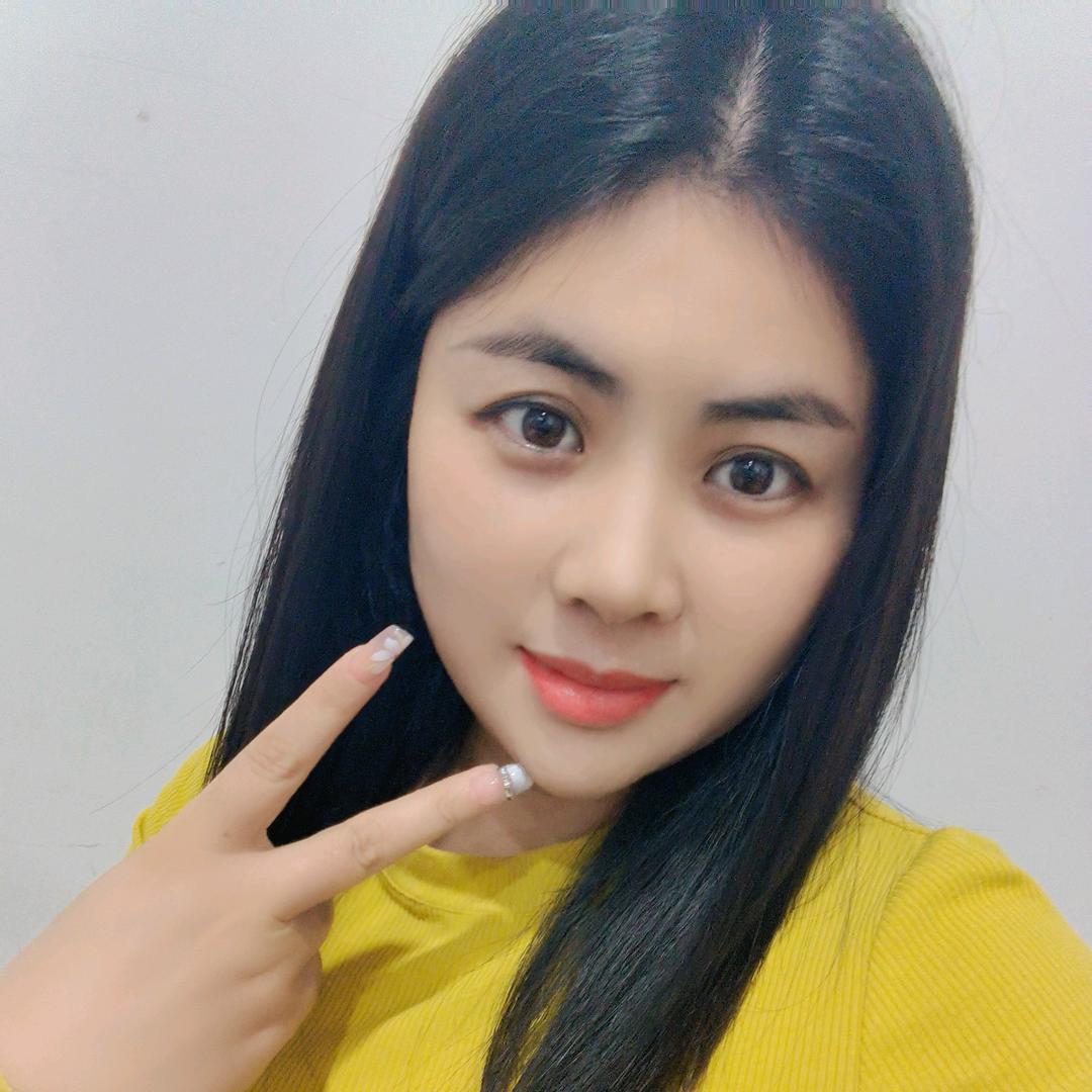 钞能力小姐姐