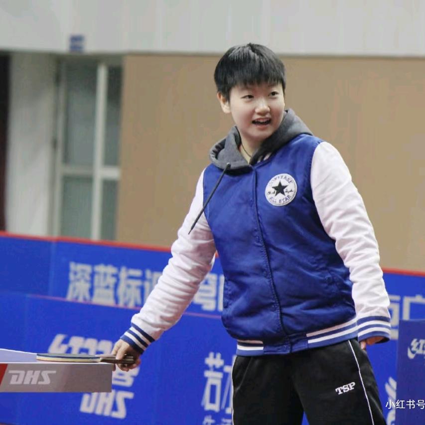 玉😎