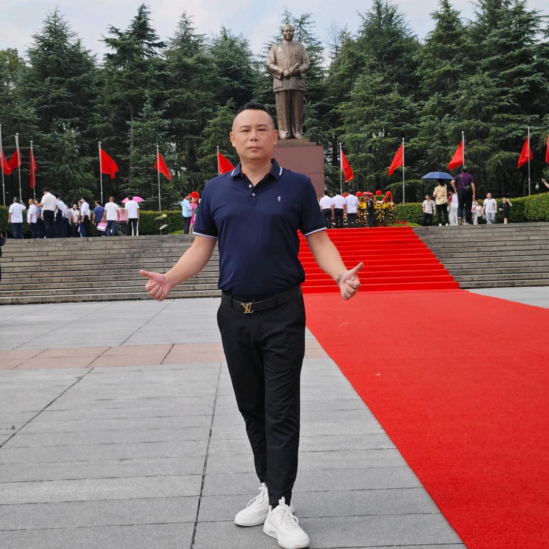 胡总带你看小卡