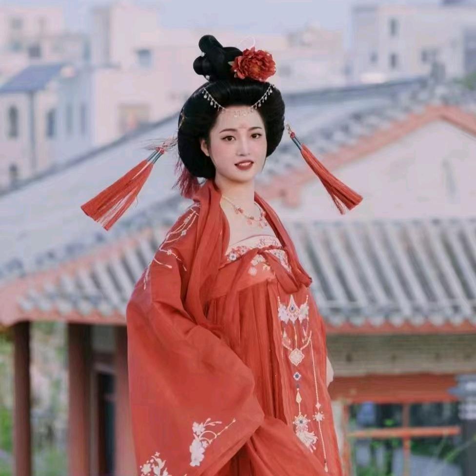 徐闻华服堂簪花汉服~玉米