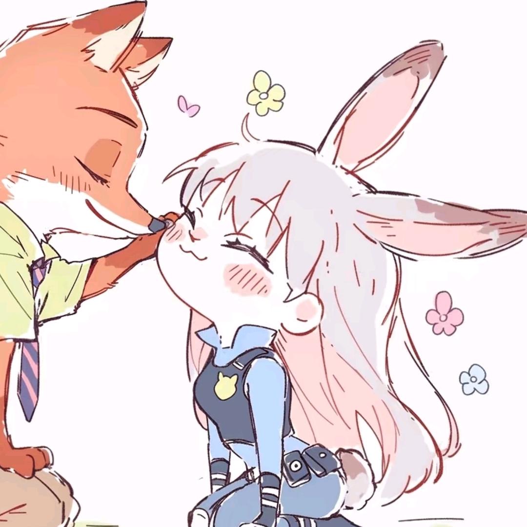 在吃桃子.