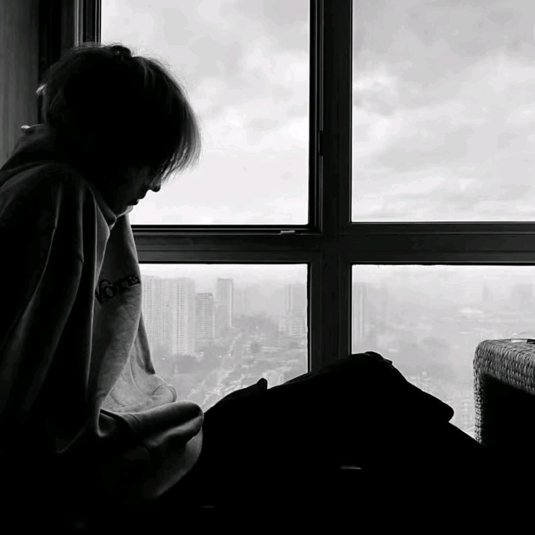 白-