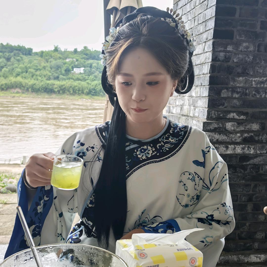 铲亿把霞妹儿