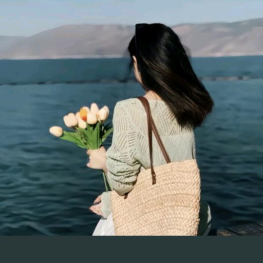 免费帮您找工作~人力资源菲菲