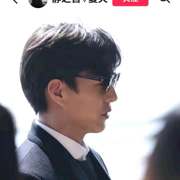 阿瑞爱唱歌