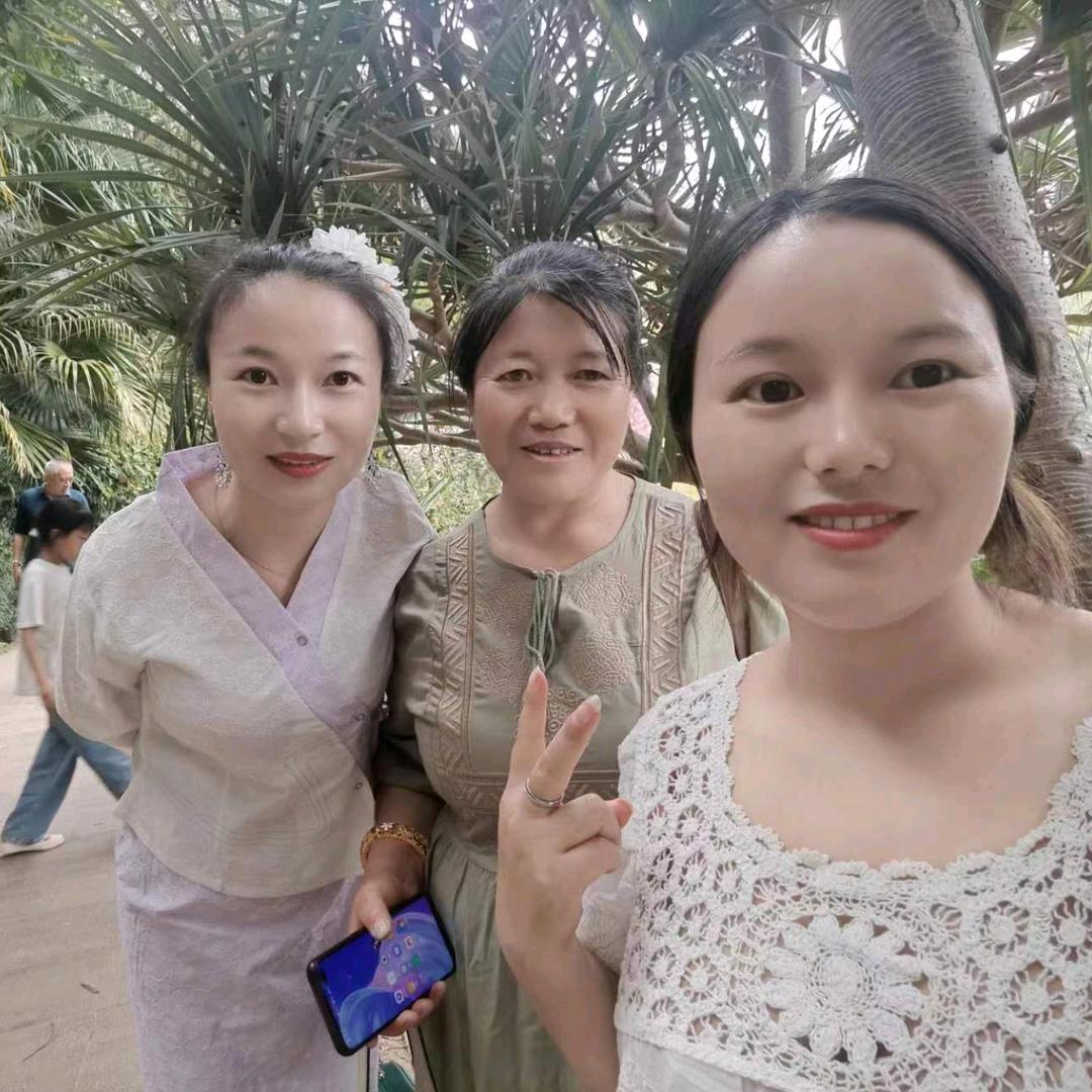 开心每一天(๑><๑）