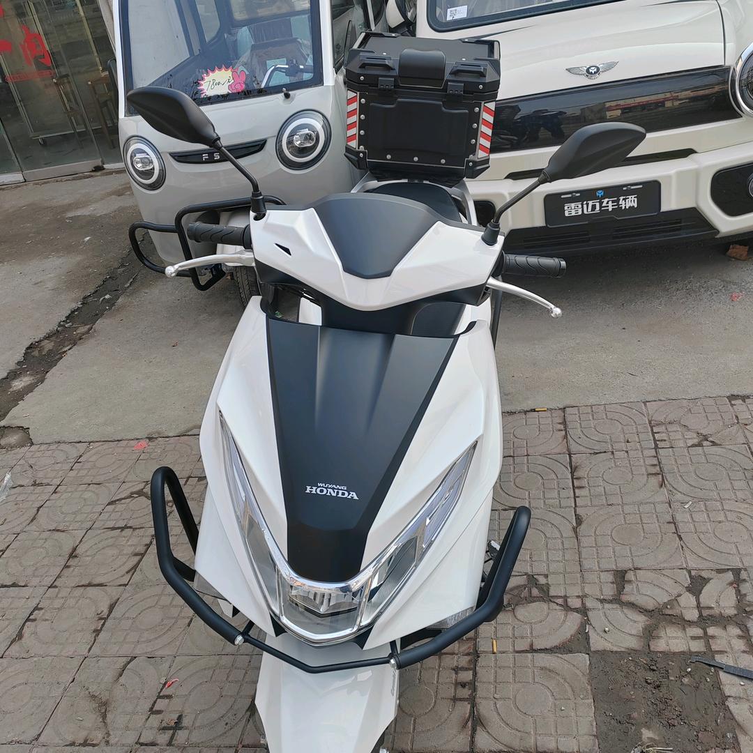 新密市文标摩托销售店