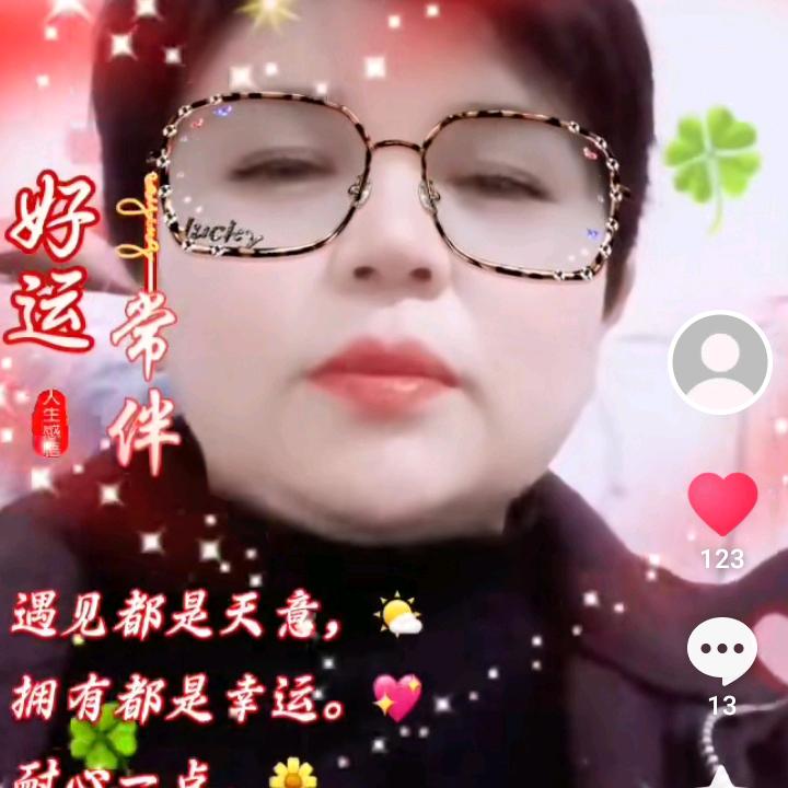 树上桃花开