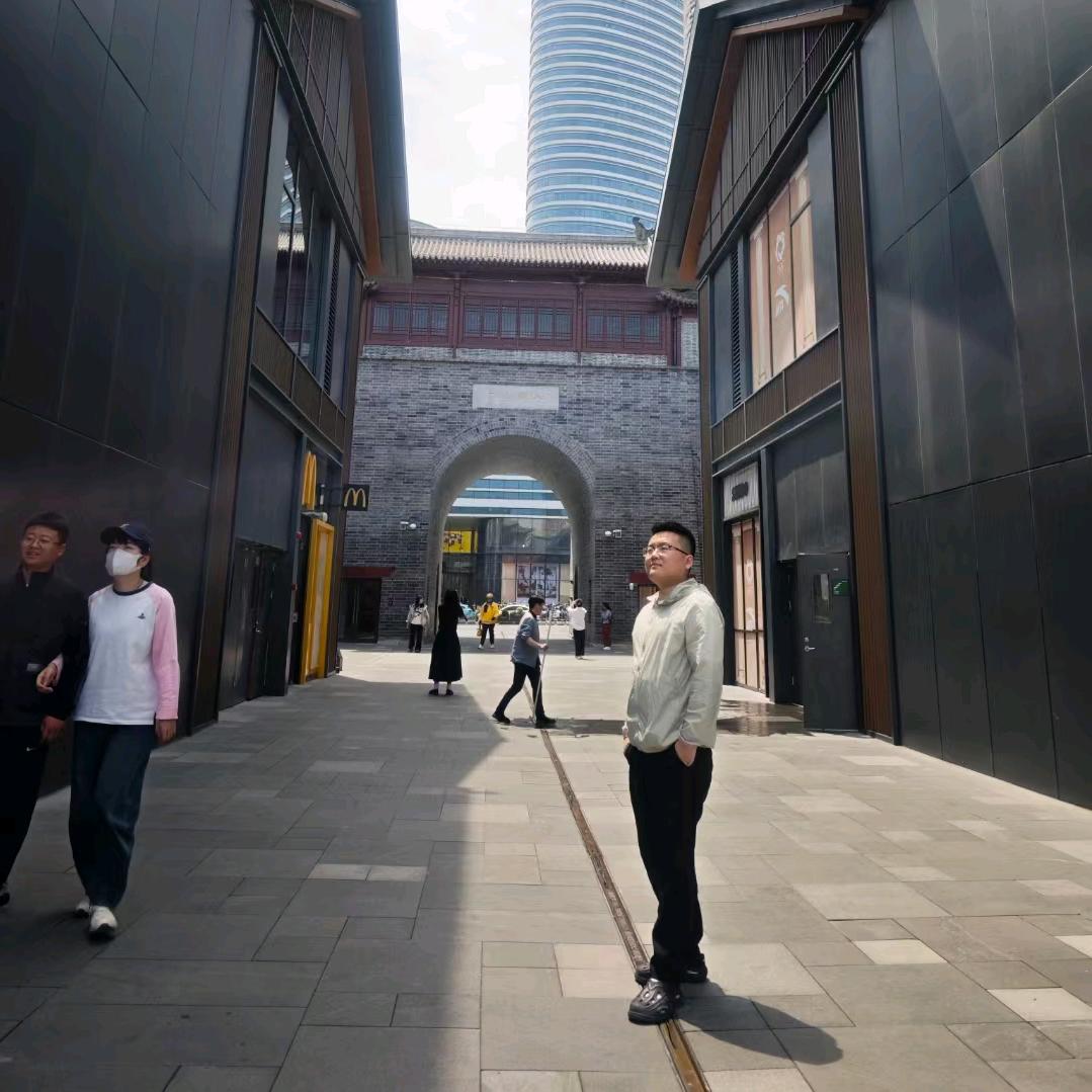 懂车帝华少