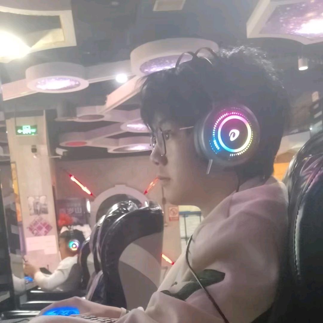 一只臭狗