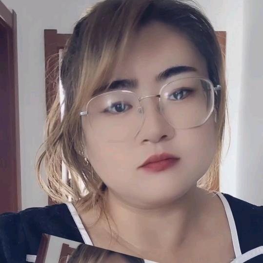 ⁵²⁰℘࿐: 游ཻట你游ཻ我࿐