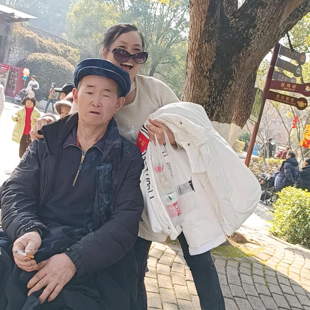 💞᭄᪲ᩚ꯭做自己꧔ꦿ℘女王💞᪲