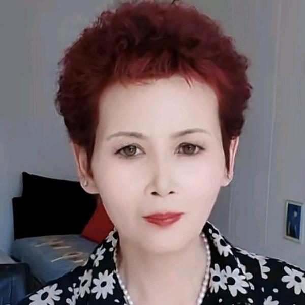 张大姐。山东人。喜欢对口型。搞笑视频