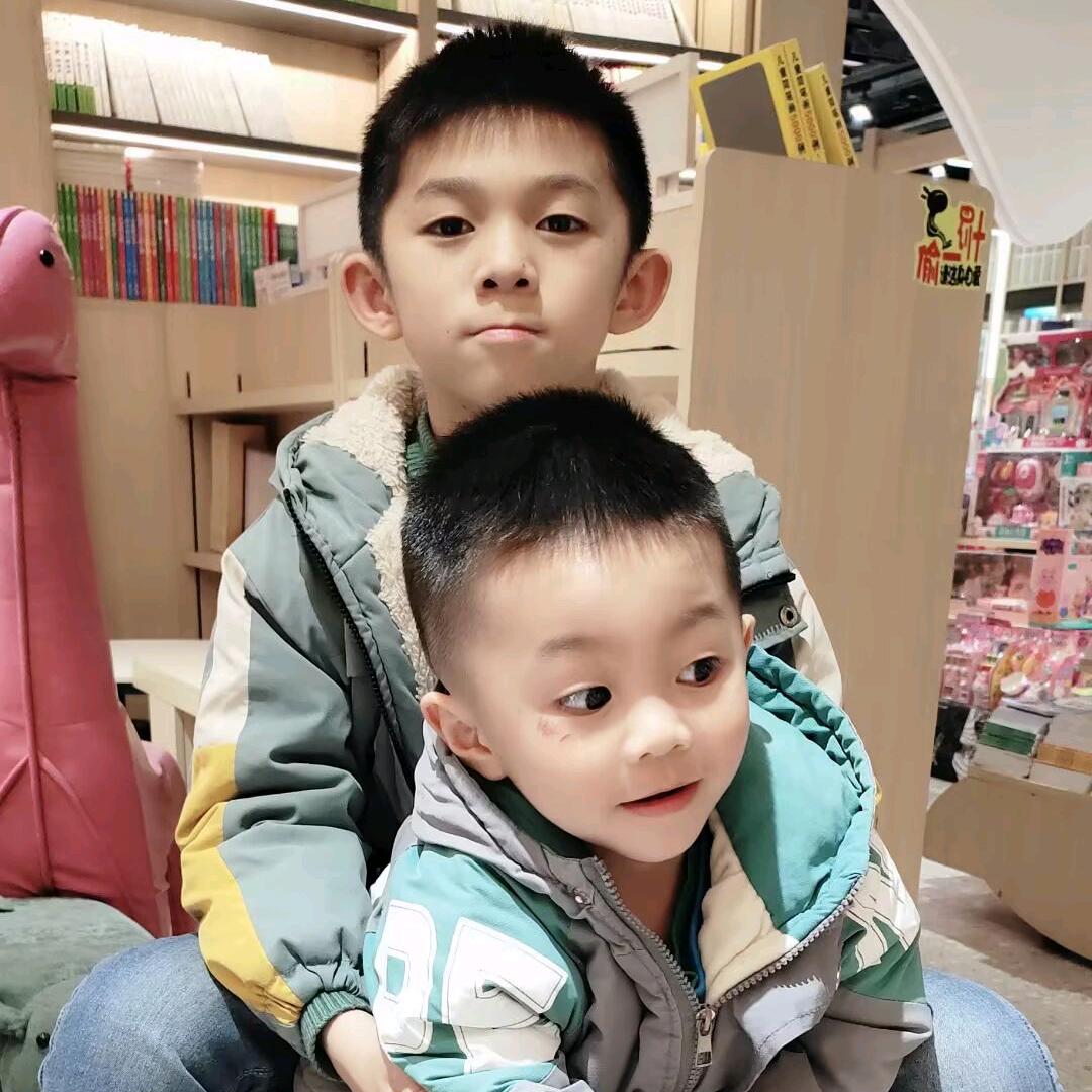 李小妹