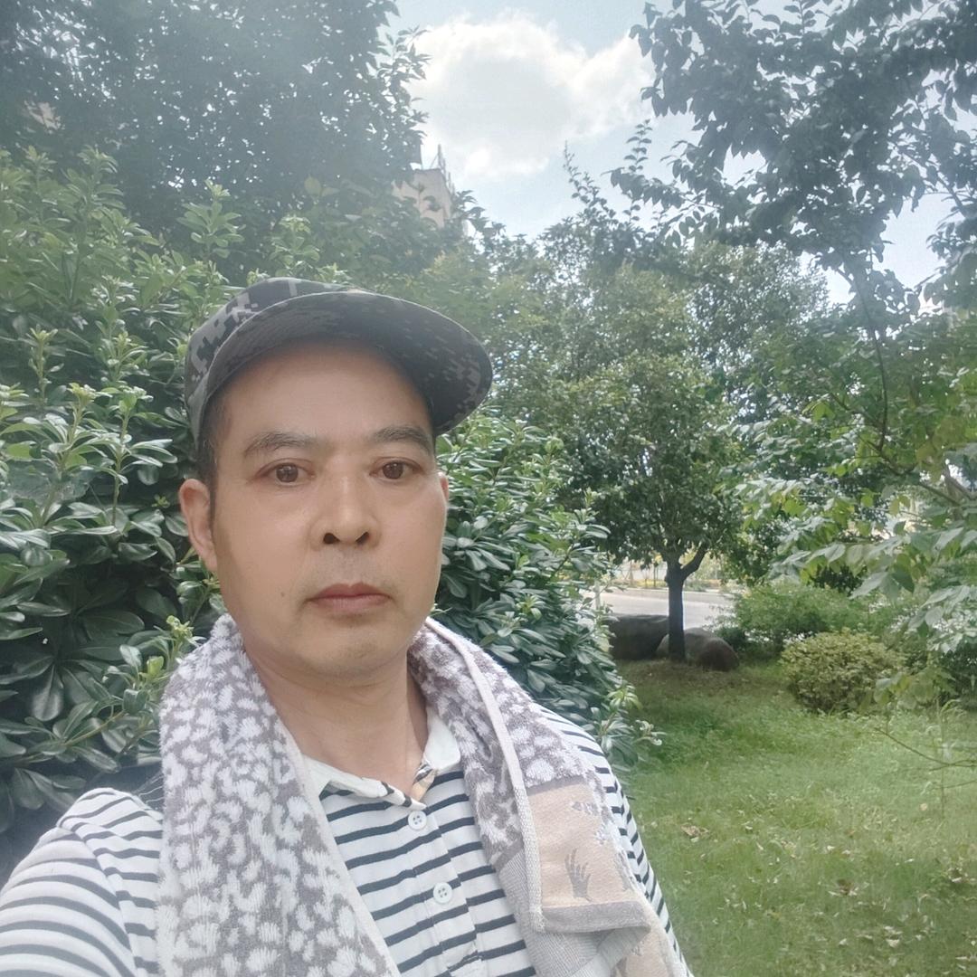 兵哥（爱唱歌）