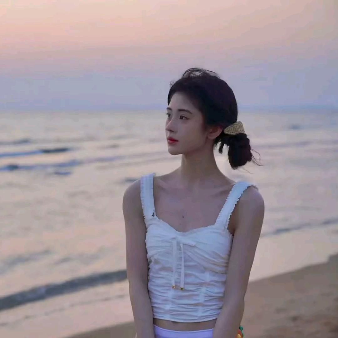 鞠婧