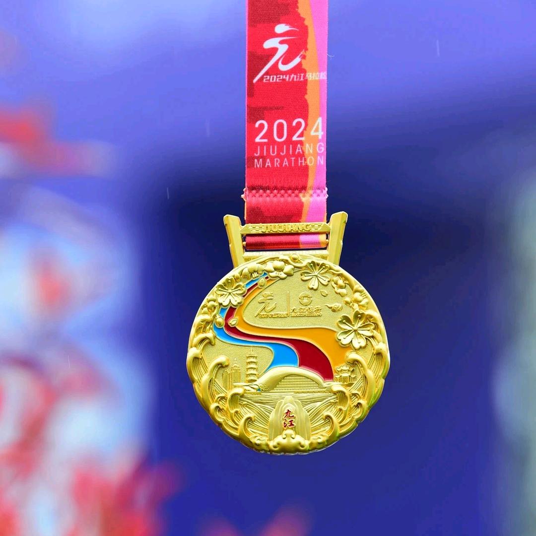 🇨🇳闪闪（退役）🇨🇳