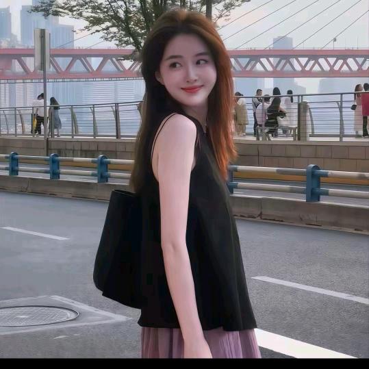 小允姐姐（穿搭分享)