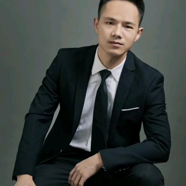 贵阳银平灯具软装摆场