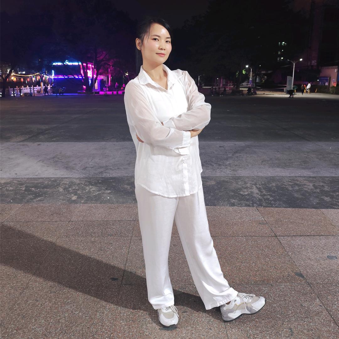 爱跳舞的肠粉妹