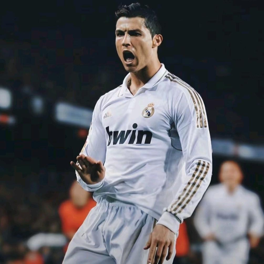 CR7