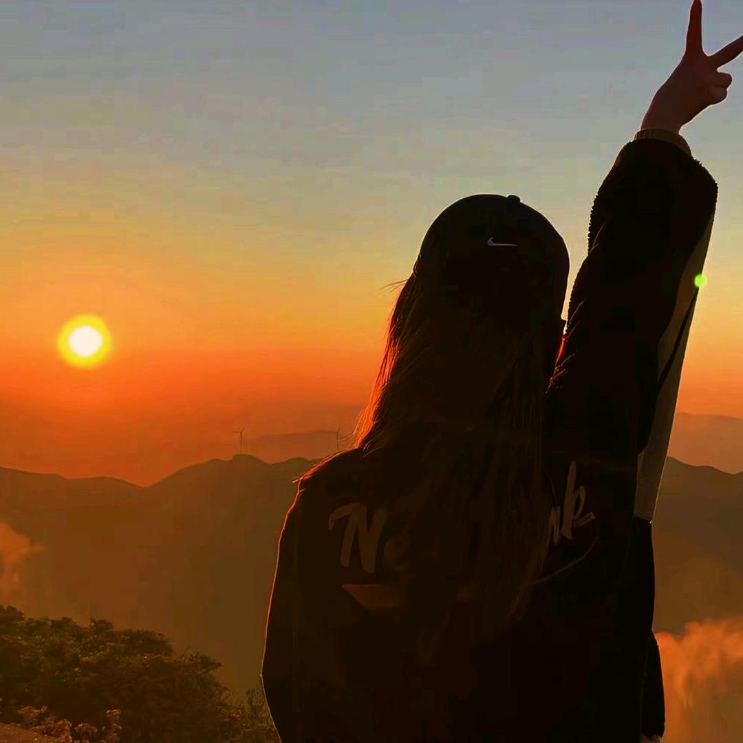 🦋ℒᎭℯ⃝静静࿐