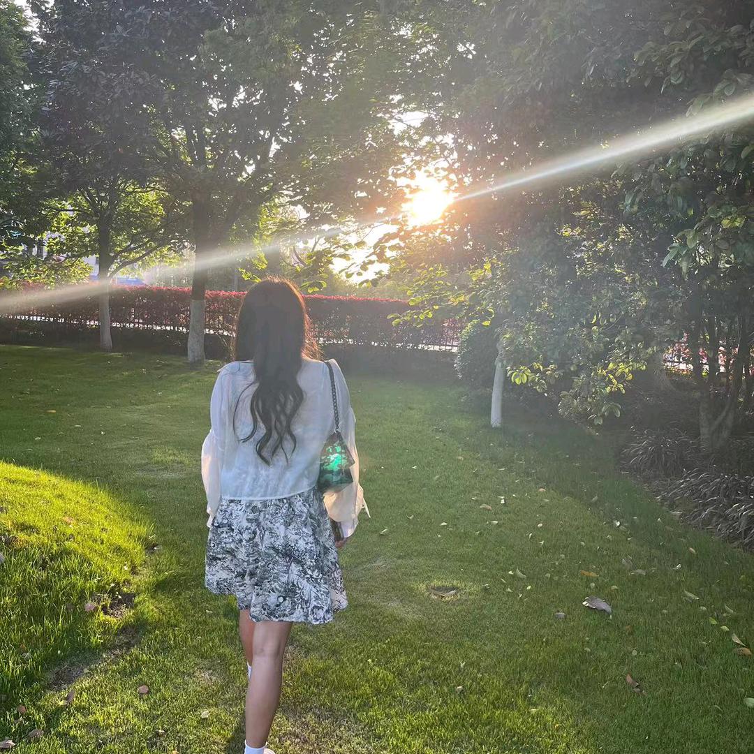 月半不吃饭(搓搓)