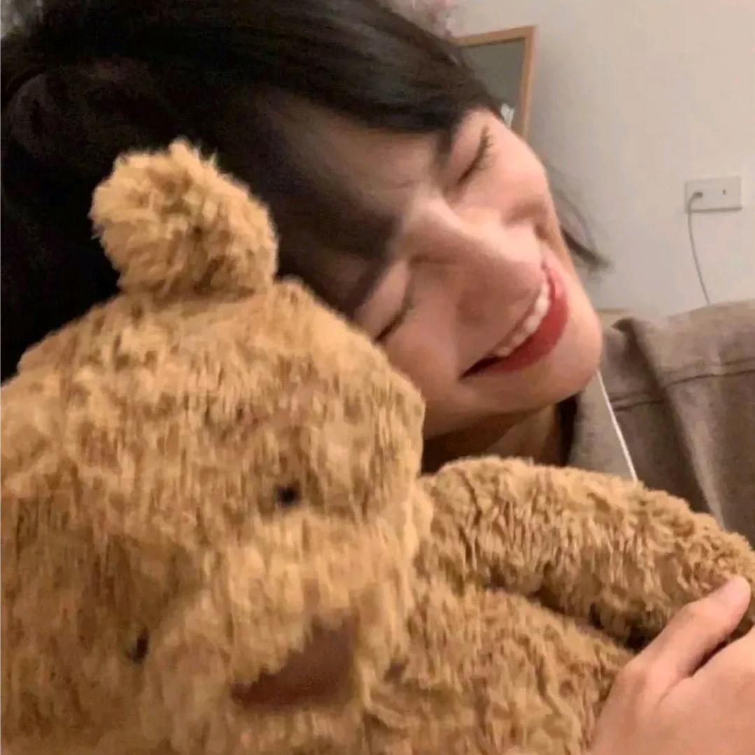 🌈小然再吃一口