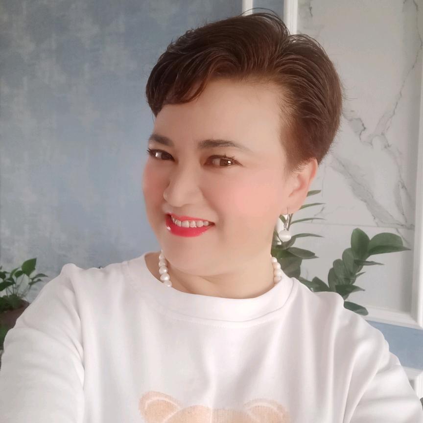 倾城伊凡
