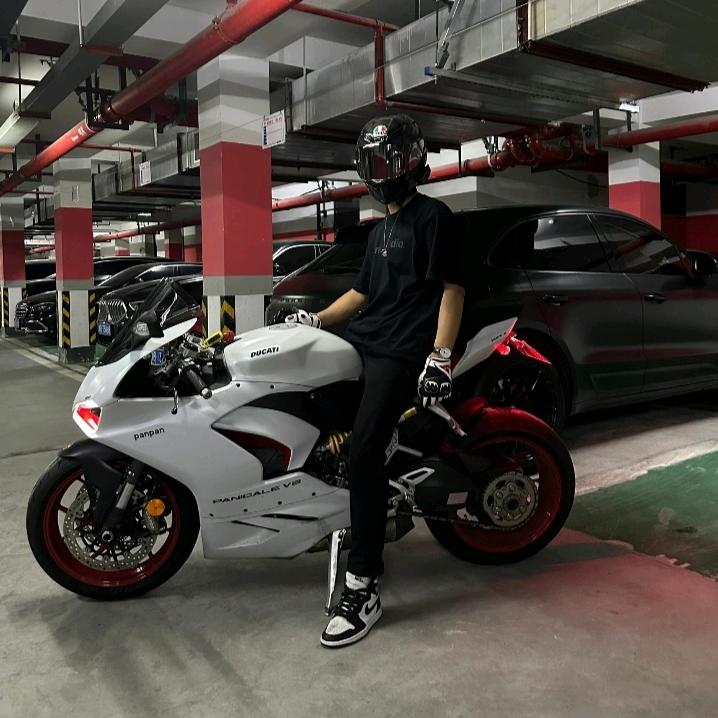 乌鲁木齐男女士烫染发型设计~凯龙🐉