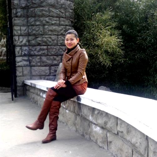 冯雪莲  莫小在纯天然植物护肤