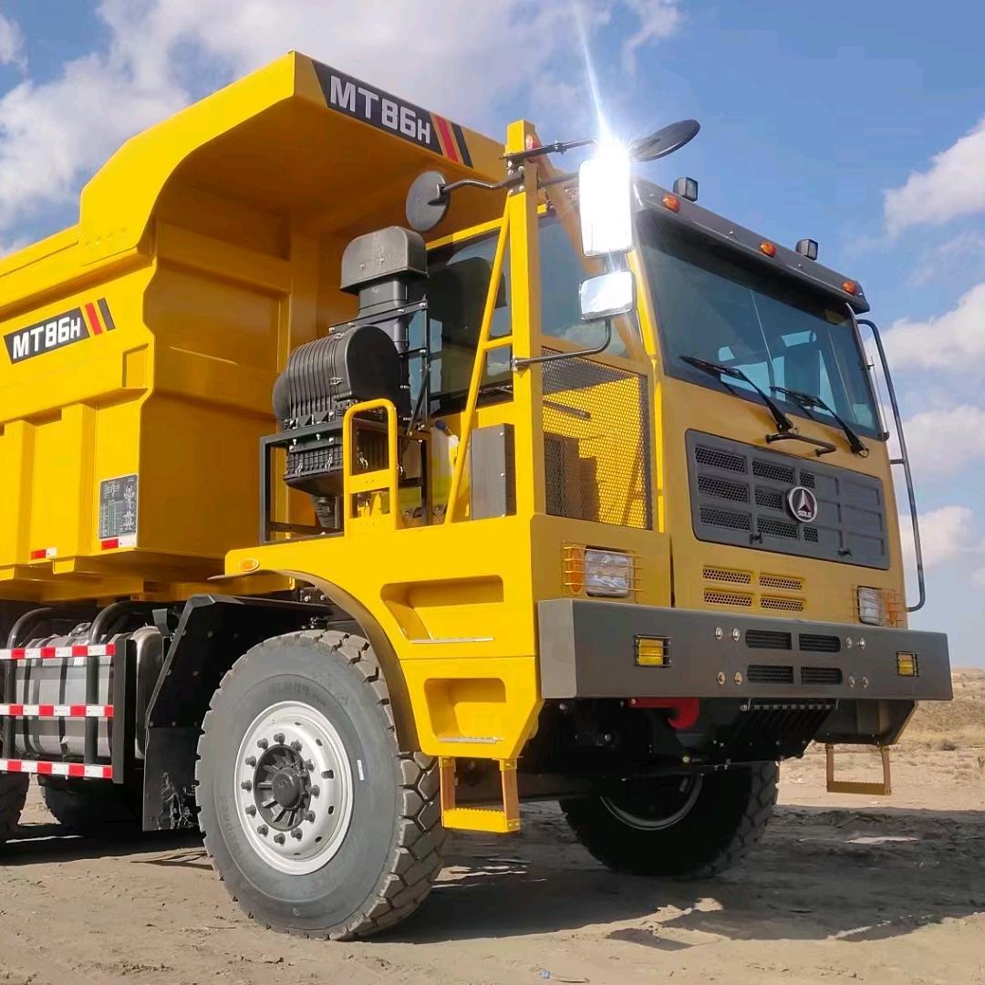 开泥头车的小哥