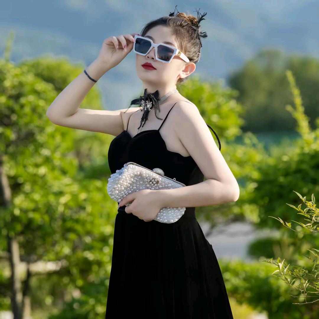 李小妍！