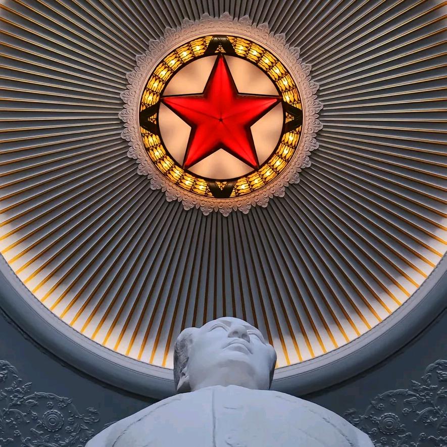 龘