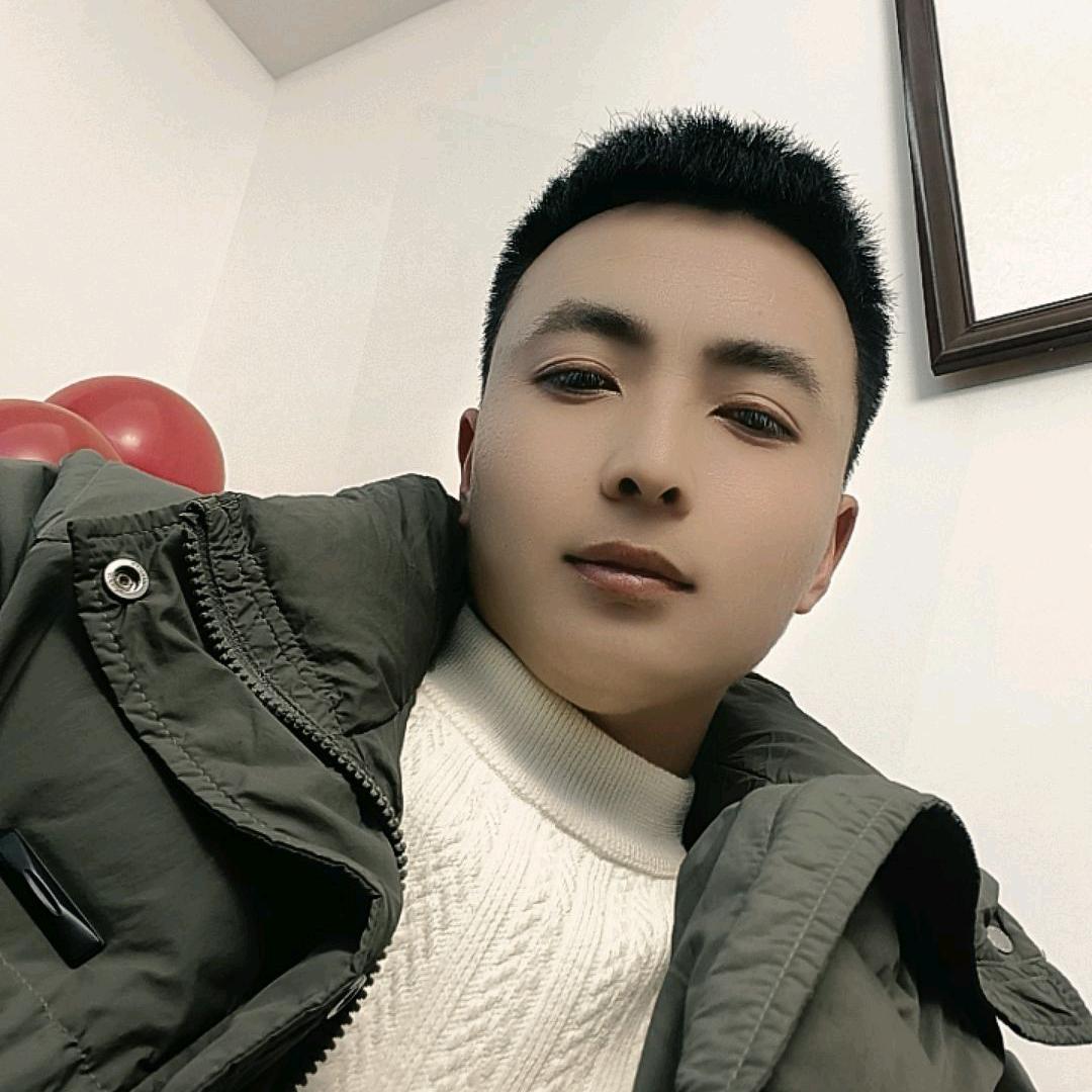 小  阿  锋