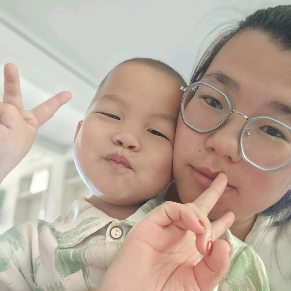 恒宝贝(♡˙︶˙♡)