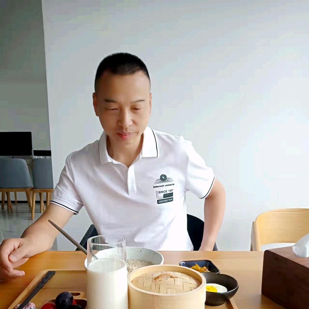 卖马桶的张三哥