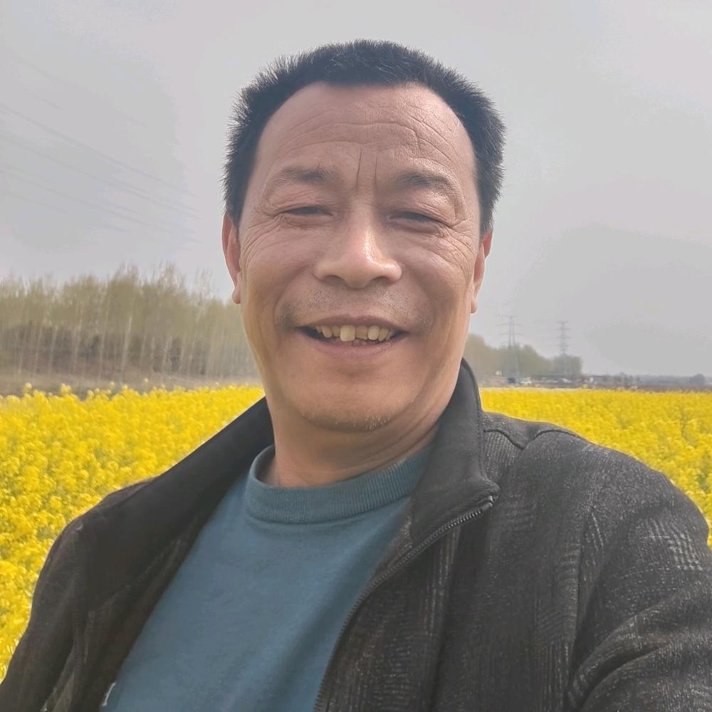 玩界手办模玩
