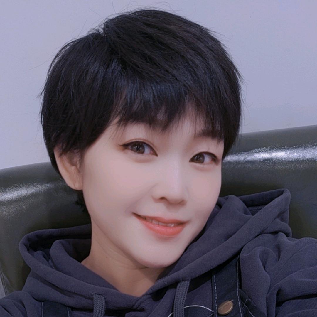 烟台万象汇美启画馆