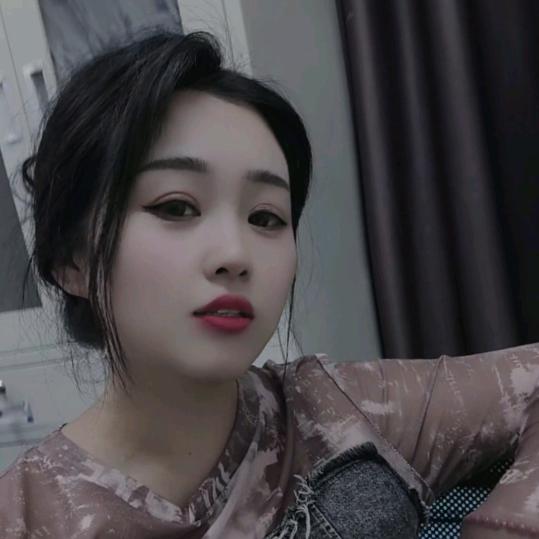 何胭脂