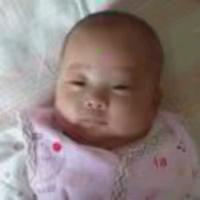 幸福快乐的一家人