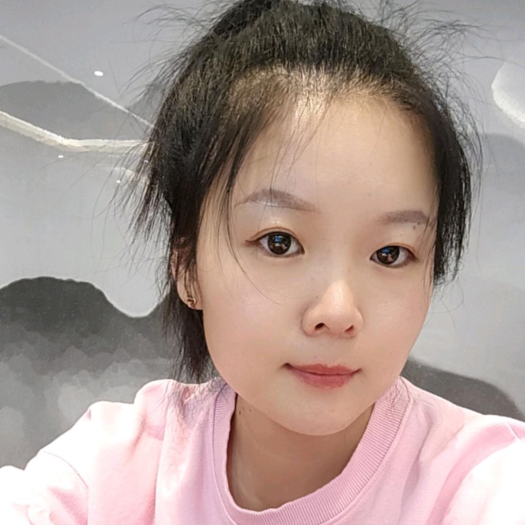 丹丹爱臭美