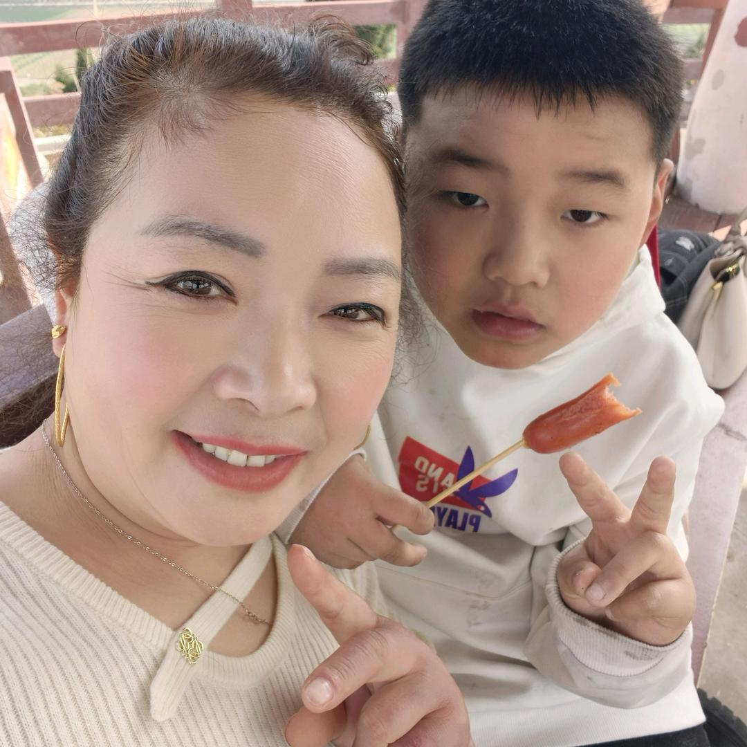 品牌折扣店🤗男装女装😍都🈶哈