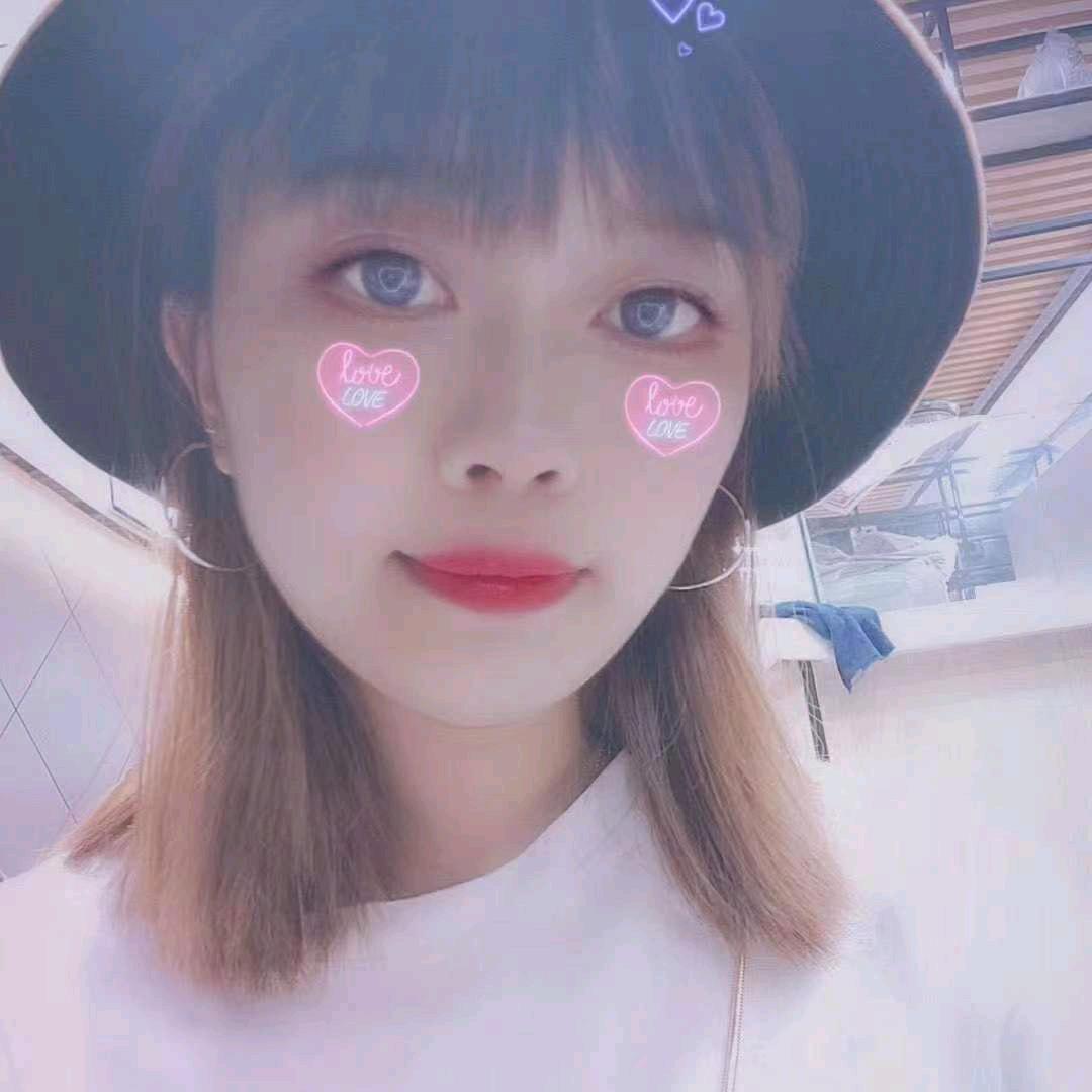 H💋Q.y