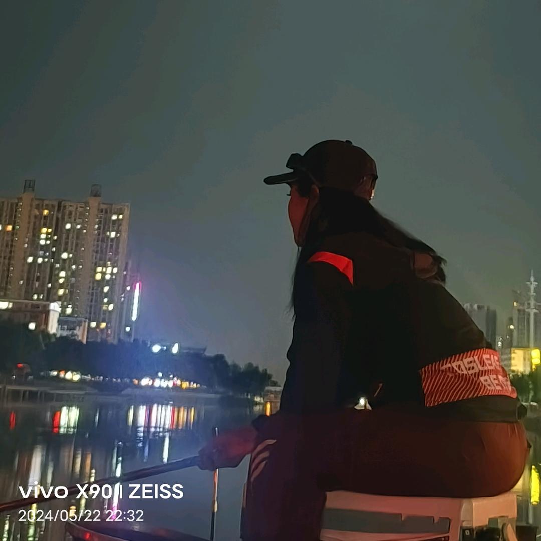 茉莉🎣钓鱼