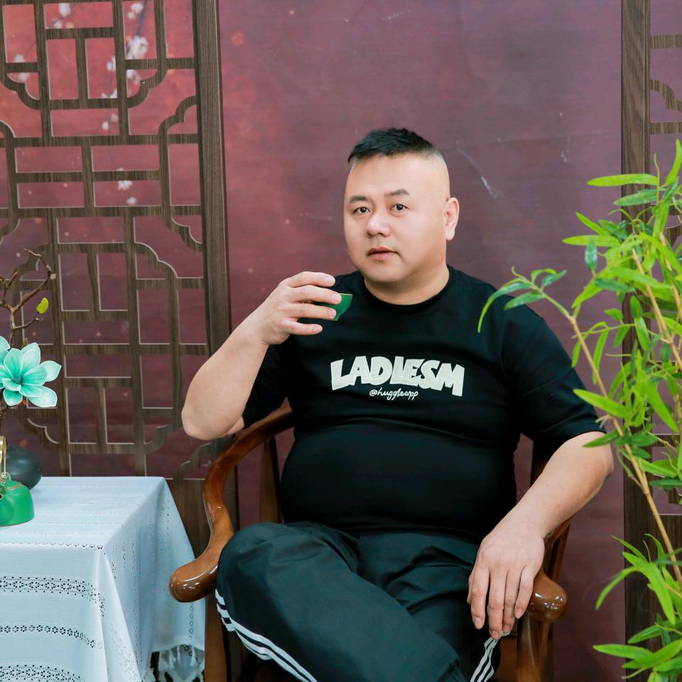 龍腾四海