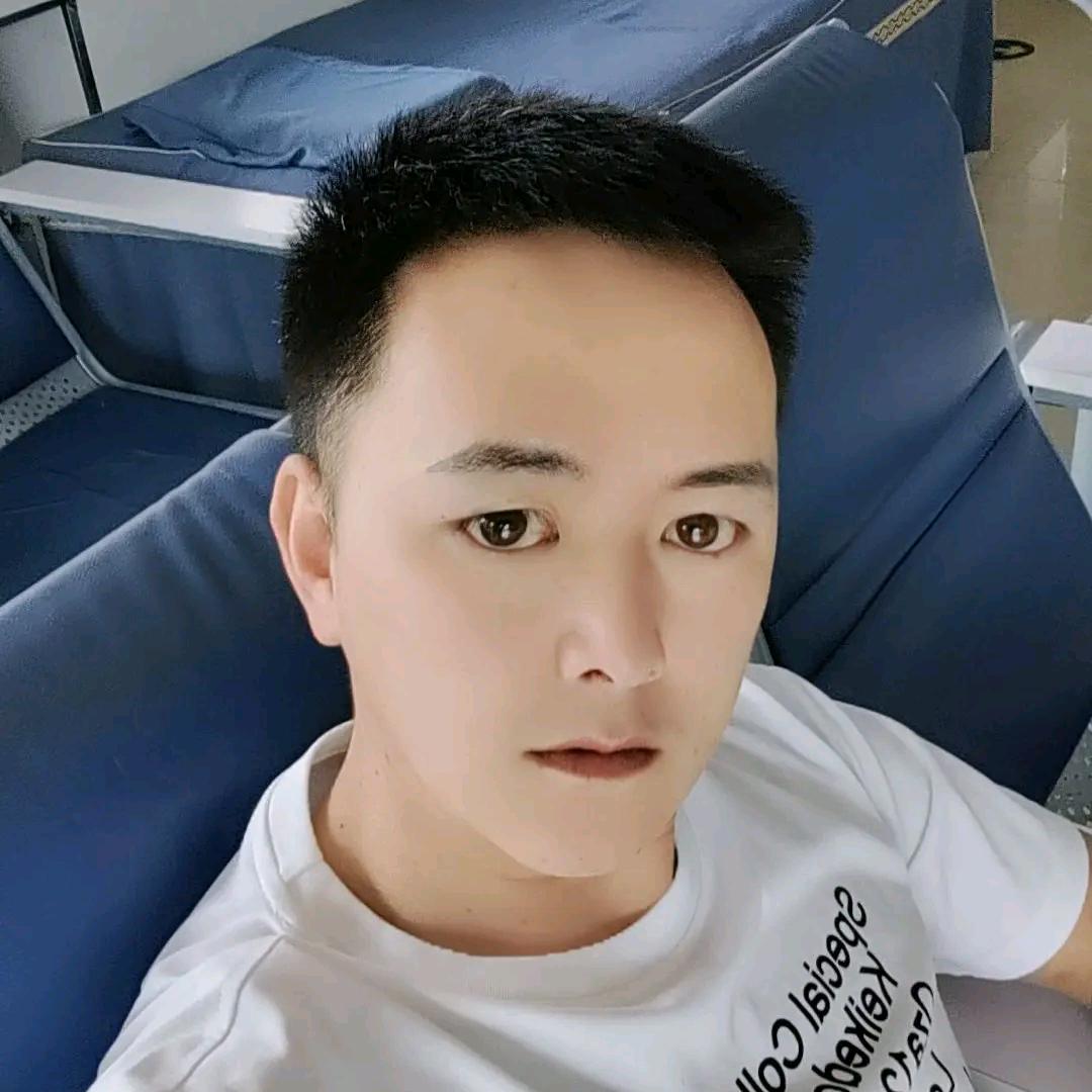 卖火柴的小姑娘