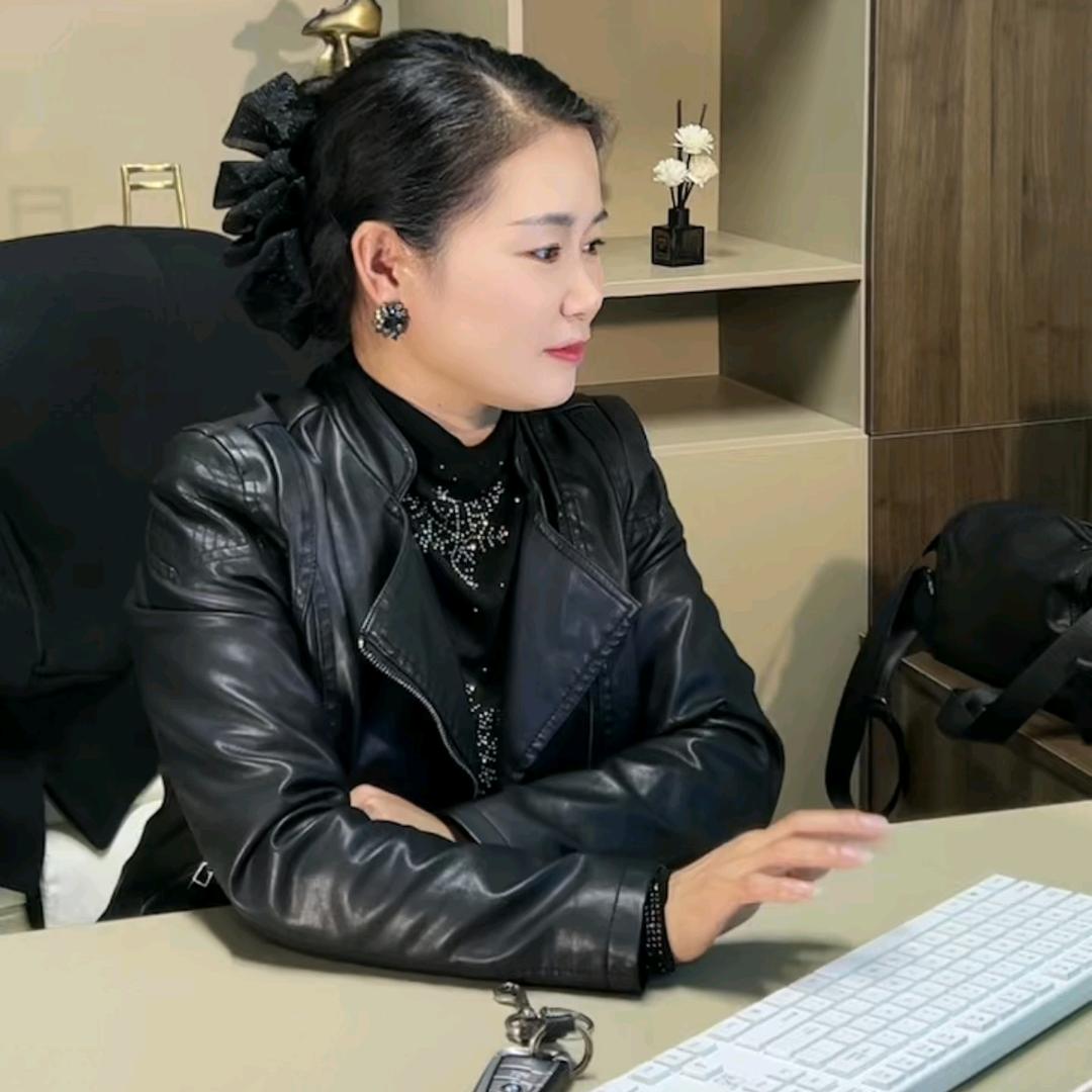 莉姐（单亲妈妈）