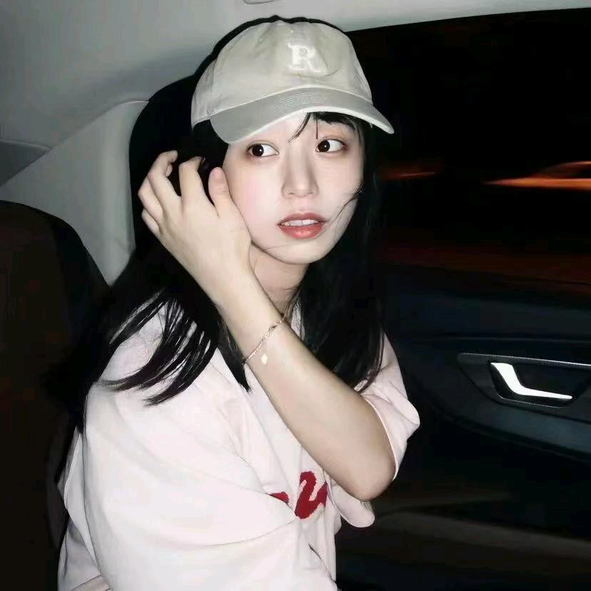 Y՞•･•՞ uan ೨